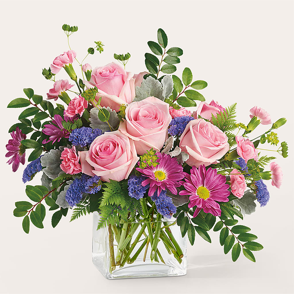 Starlet Bouquet – Batavia Stage Coach Florist, Batavia NY