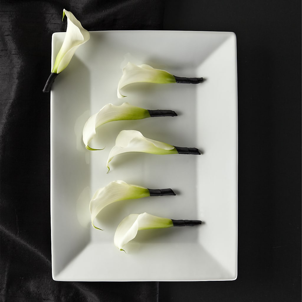 Calla Lily Promise Boutonniere – Batavia Stage Coach Florist, Batavia NY