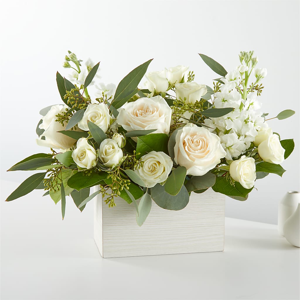 Fresh Linen Box Bouquet –  Batavia Stage Coach Florist, Batavia NY