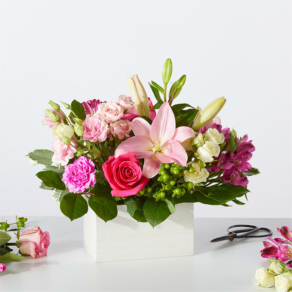 Sweetberry Box – A Florist Original –  Batavia Stage Coach Florist, Batavia NY