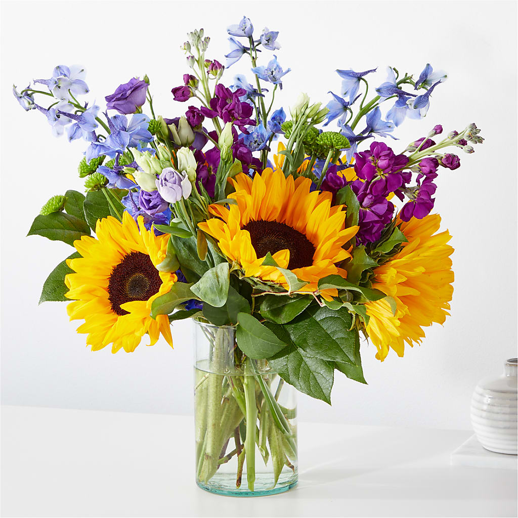 Catching Rays Bouquet –  Batavia Stage Coach Florist, Batavia NY