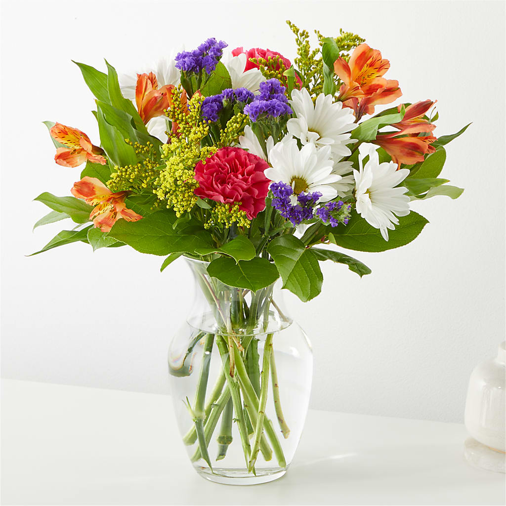 Oopsie Daisy Bouquet –  Batavia Stage Coach Florist, Batavia NY
