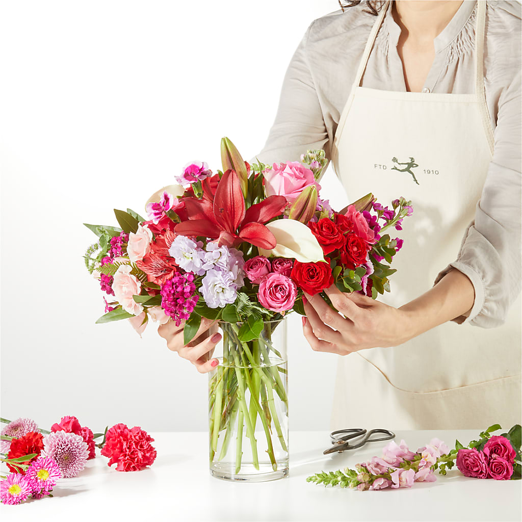 Swooning Over You - A Luxury Florist Original –  Batavia Stage Coach Florist, Batavia NY
