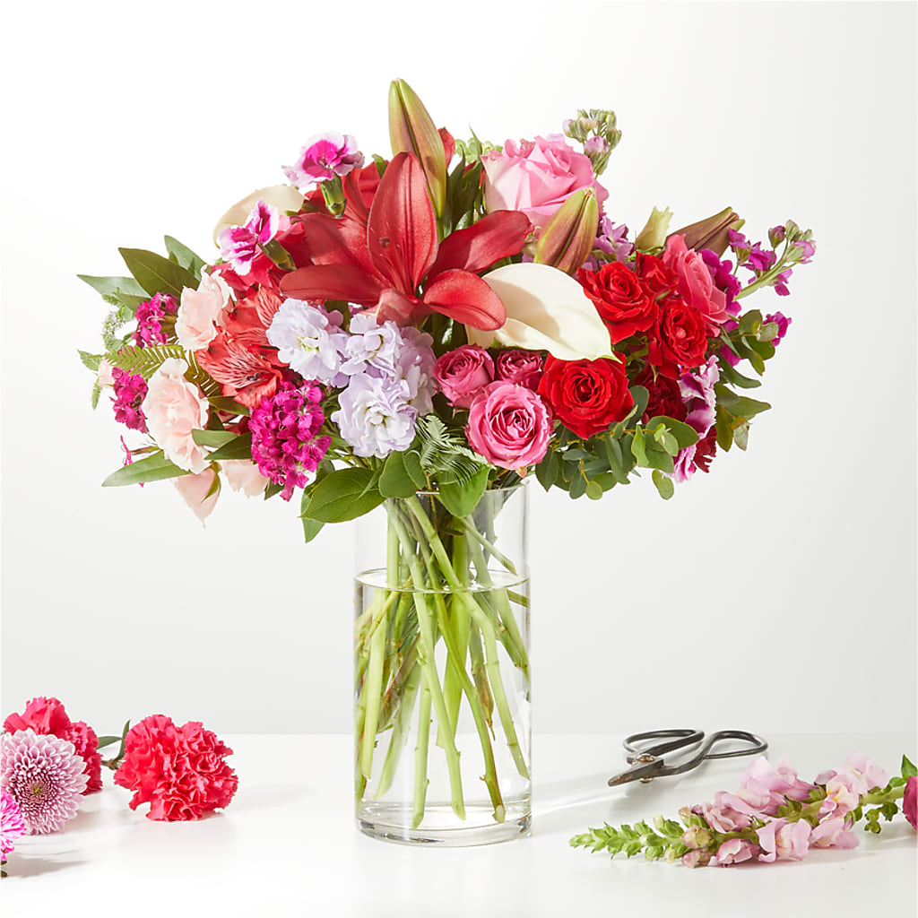 Swooning Over You - A Luxury Florist Original –  Batavia Stage Coach Florist, Batavia NY