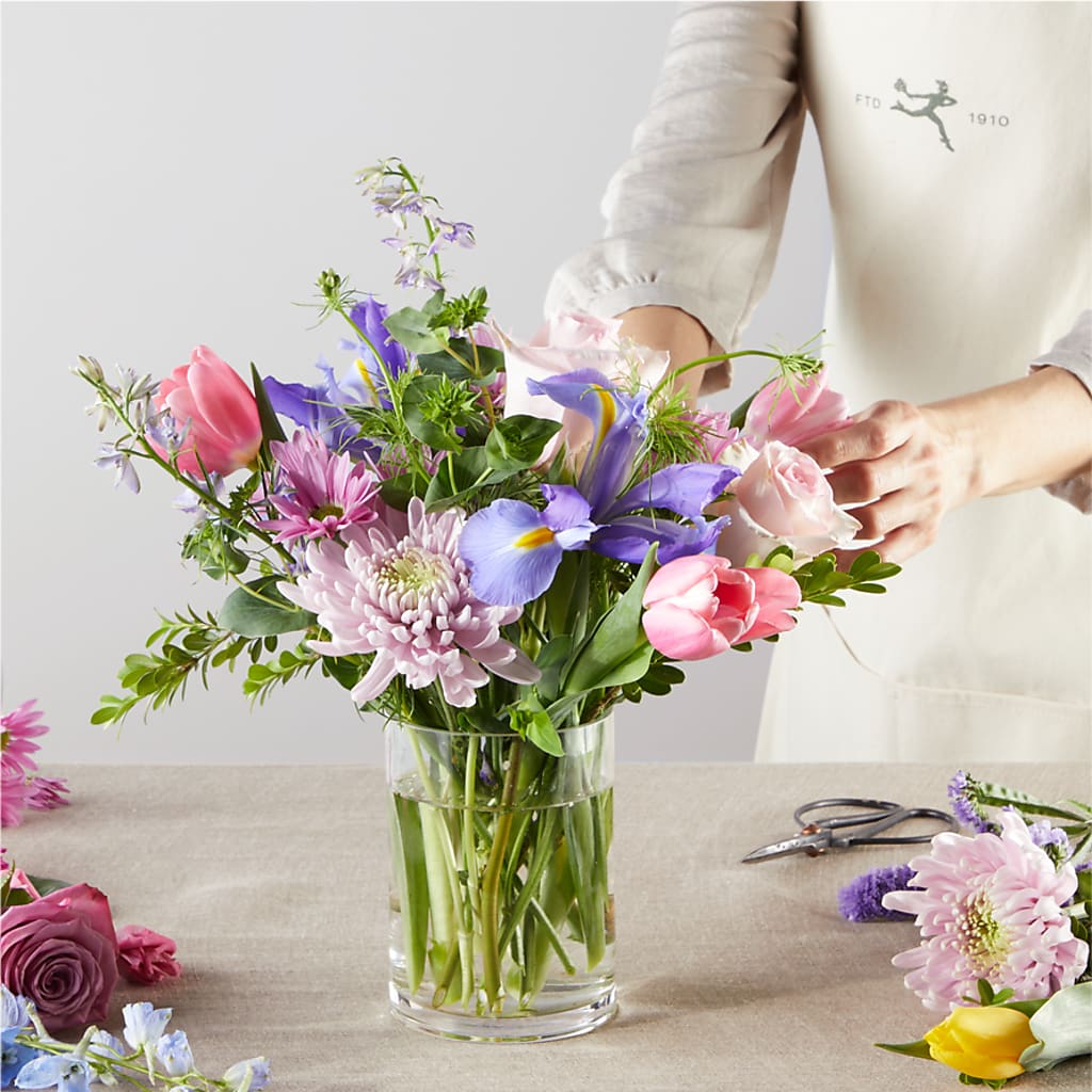Pastel Tradition - A Florist Original –  Batavia Stage Coach Florist, Batavia NY