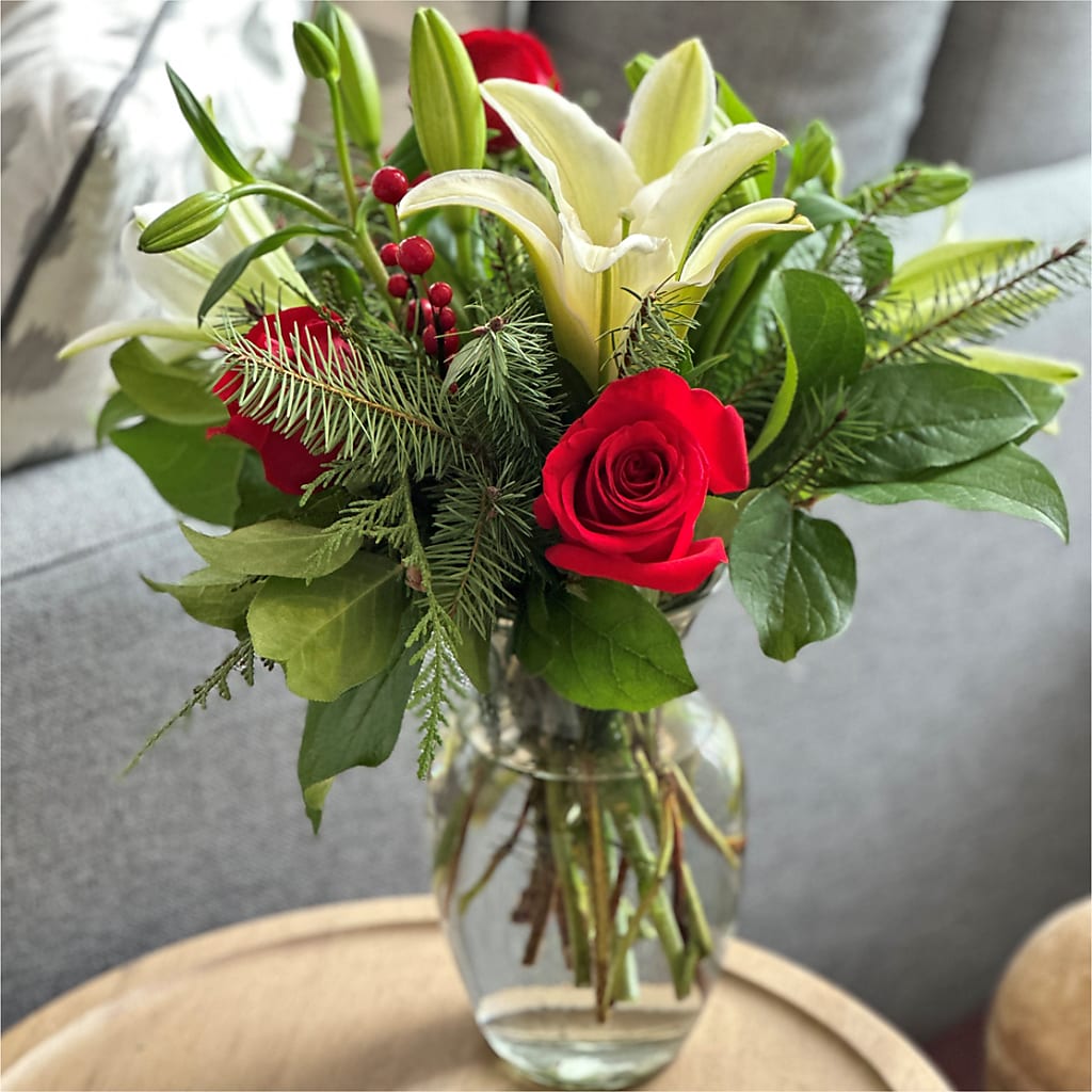 Sparkling Snowflakes Bouquet –  Batavia Stage Coach Florist, Batavia NY