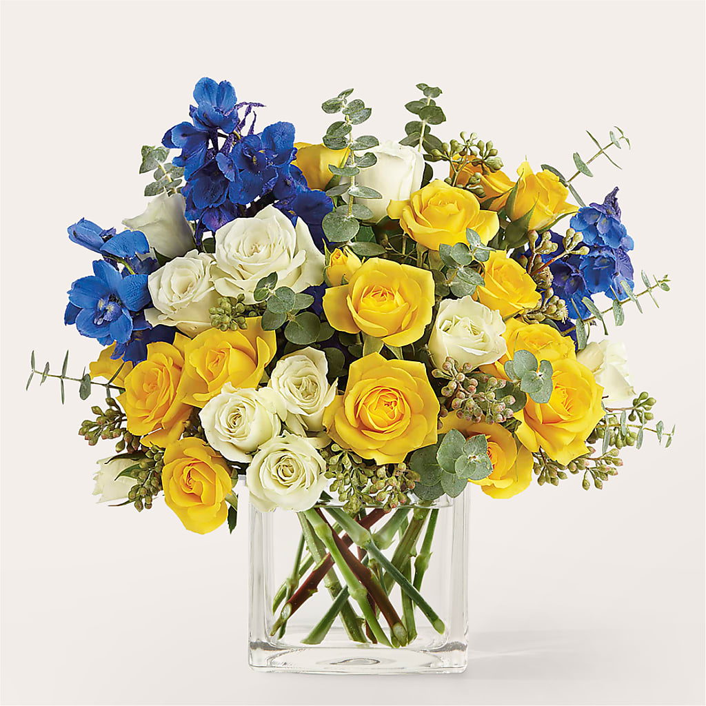 Sparkling Citrine Bouquet –  Batavia Stage Coach Florist, Batavia NY
