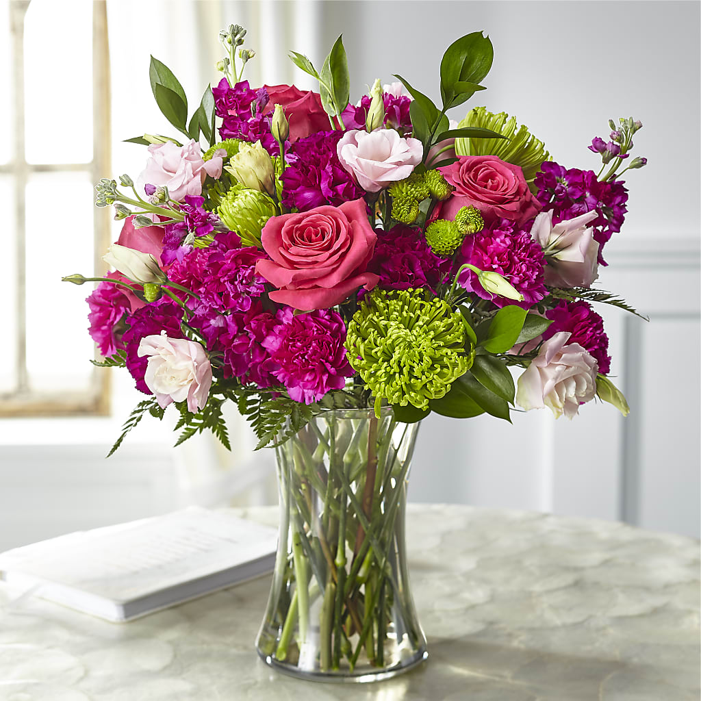 Everlasting Embrace Bouquet –  Batavia Stage Coach Florist, Batavia NY