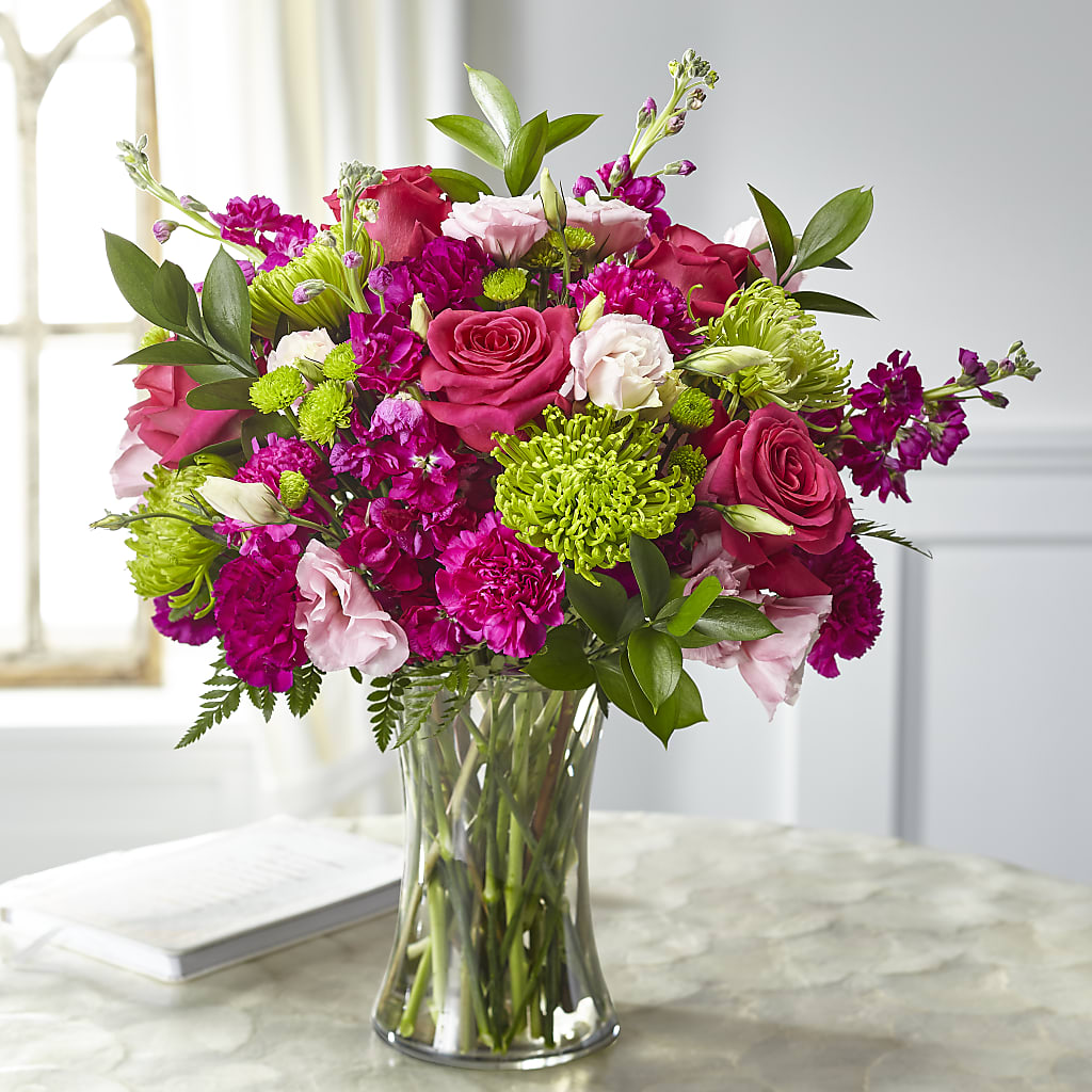 Everlasting Embrace Bouquet –  Batavia Stage Coach Florist, Batavia NY