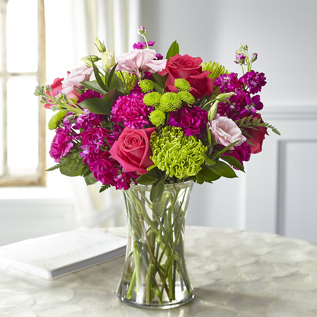 Everlasting Embrace Bouquet –  Batavia Stage Coach Florist, Batavia NY