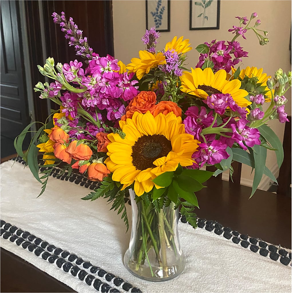 Rays of Life Bouquet –  Batavia Stage Coach Florist, Batavia NY