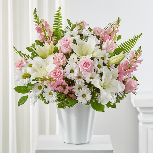 Soft Touch Tabletop Basket –  Batavia Stage Coach Florist, Batavia NY