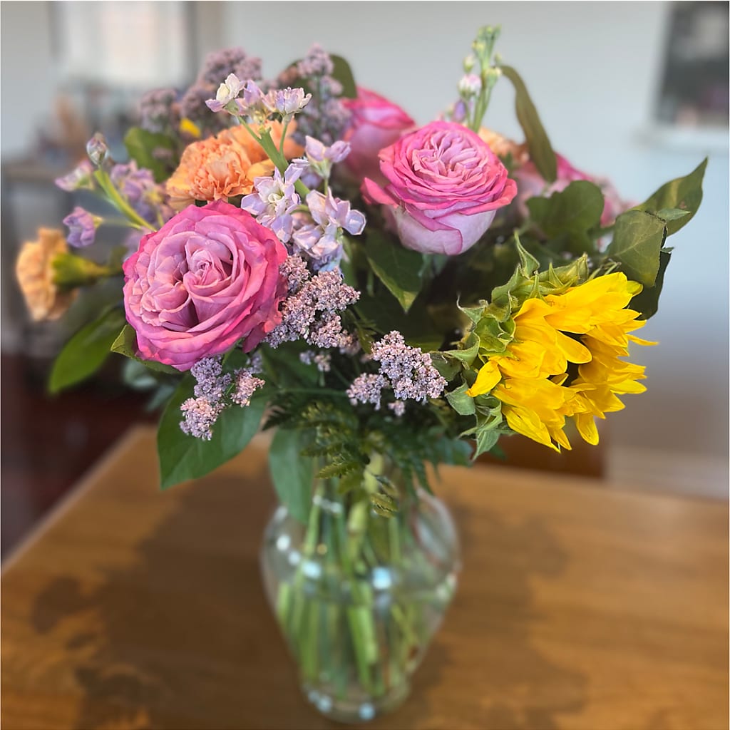 Yellow Brick Road Bouquet –  Batavia Stage Coach Florist, Batavia NY