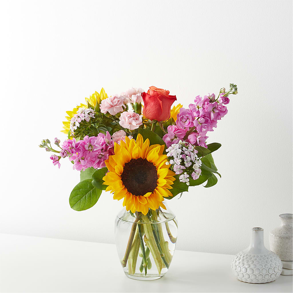 Yellow Brick Road Bouquet –  Batavia Stage Coach Florist, Batavia NY