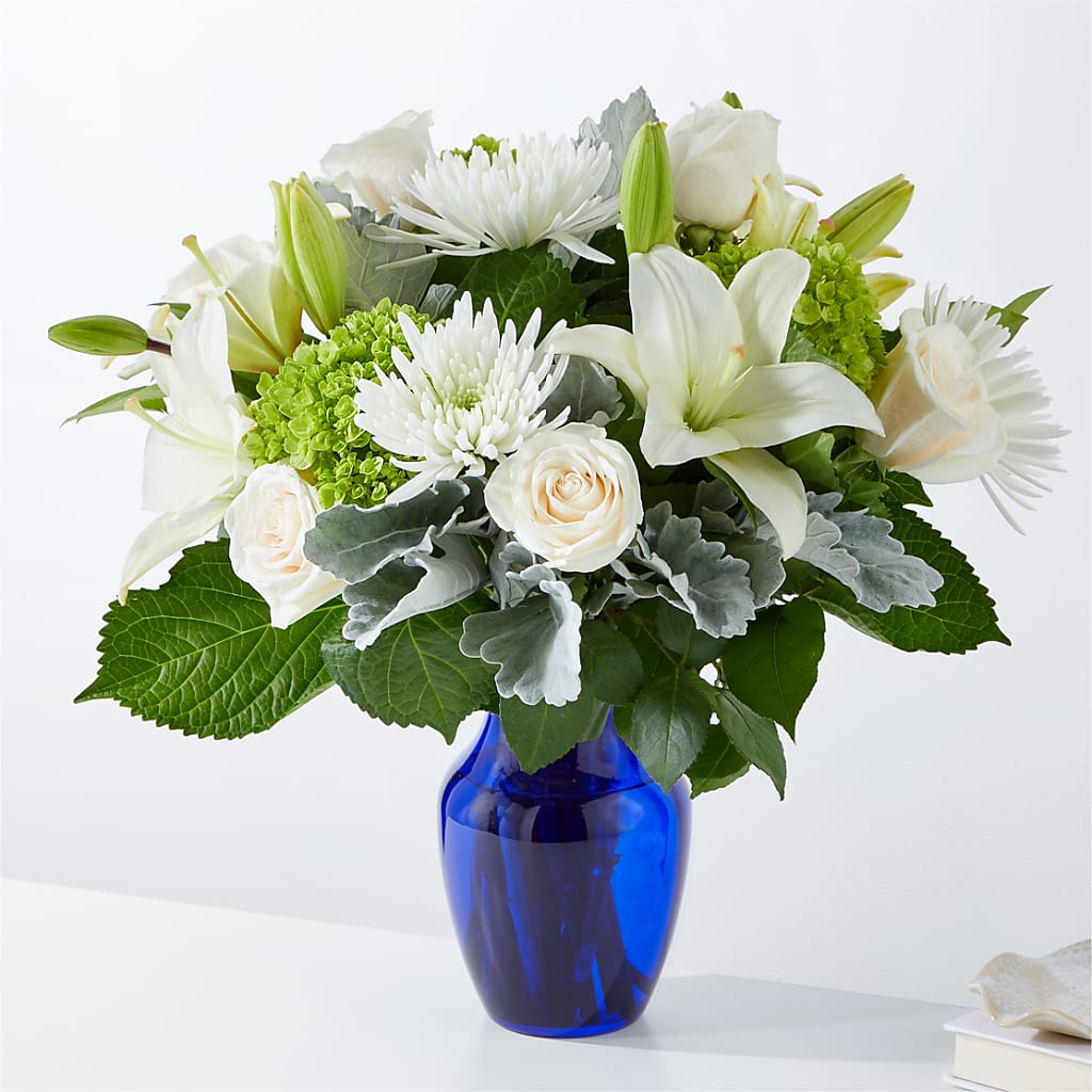Snowy Dreams Bouquet –  Batavia Stage Coach Florist, Batavia NY