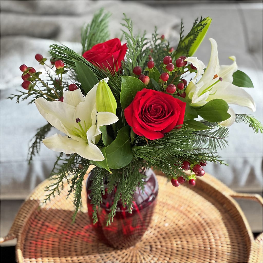 Evergreen Delight Bouquet –  Batavia Stage Coach Florist, Batavia NY