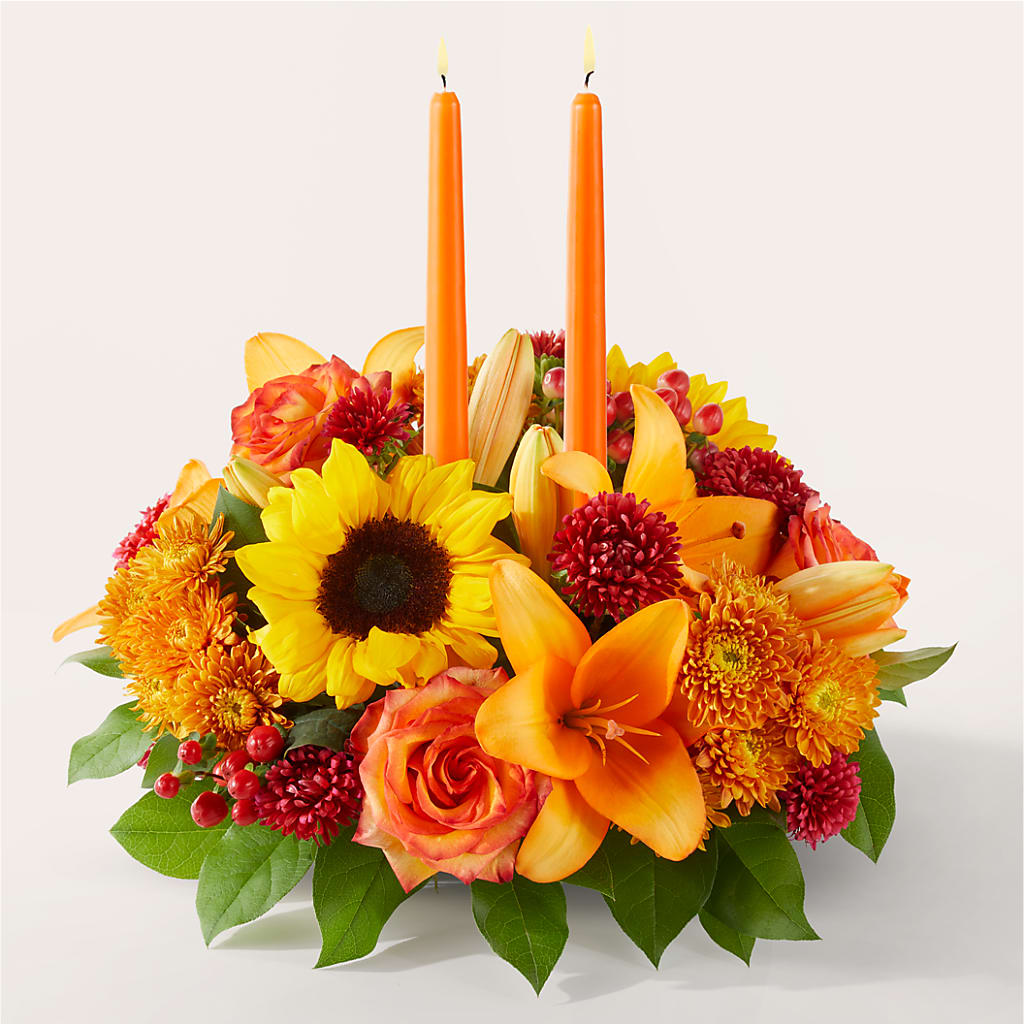 Grateful Centerpiece –  Batavia Stage Coach Florist, Batavia NY