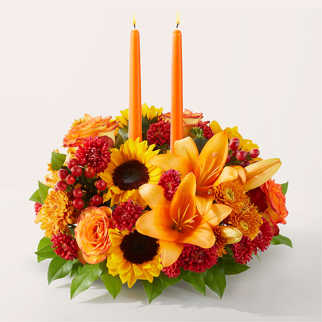 Grateful Centerpiece –  Batavia Stage Coach Florist, Batavia NY
