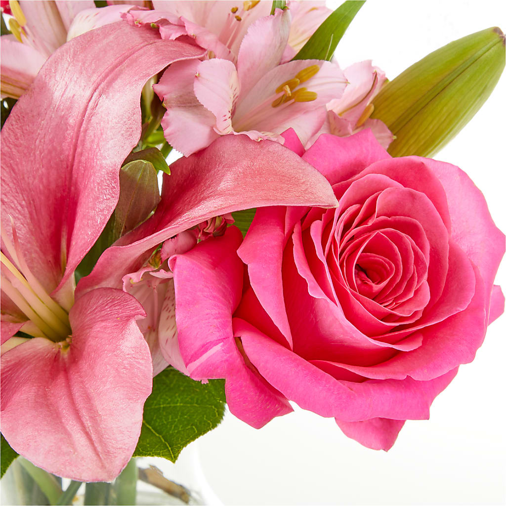 Lots of Love Bouquet –  Batavia Stage Coach Florist, Batavia NY