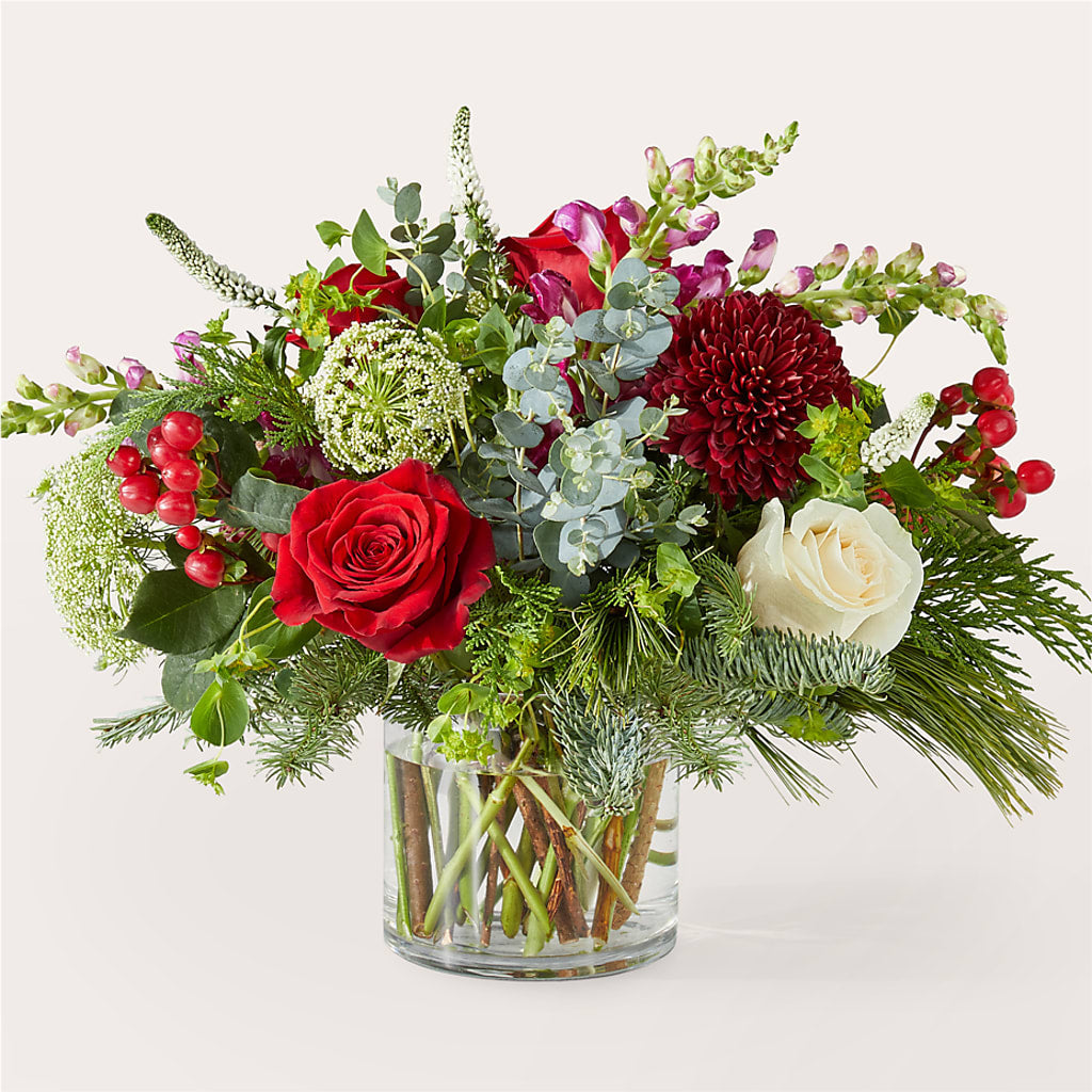 Cranberry Fizz Bouquet –  Batavia Stage Coach Florist, Batavia NY