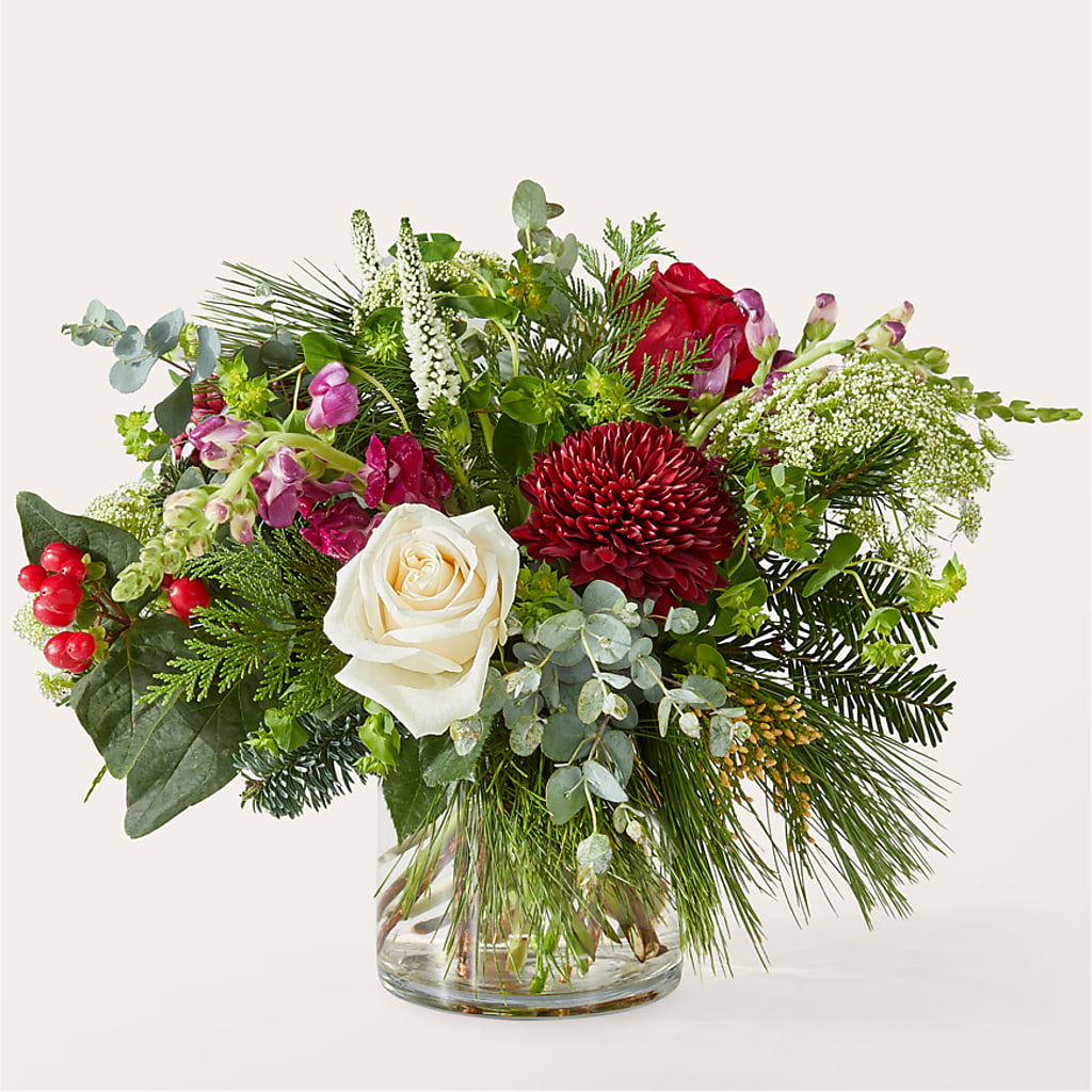 Cranberry Fizz Bouquet –  Batavia Stage Coach Florist, Batavia NY