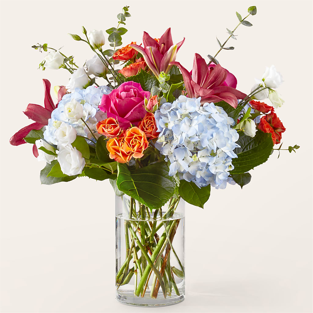 Awestruck Luxury Bouquet –  Batavia Stage Coach Florist, Batavia NY