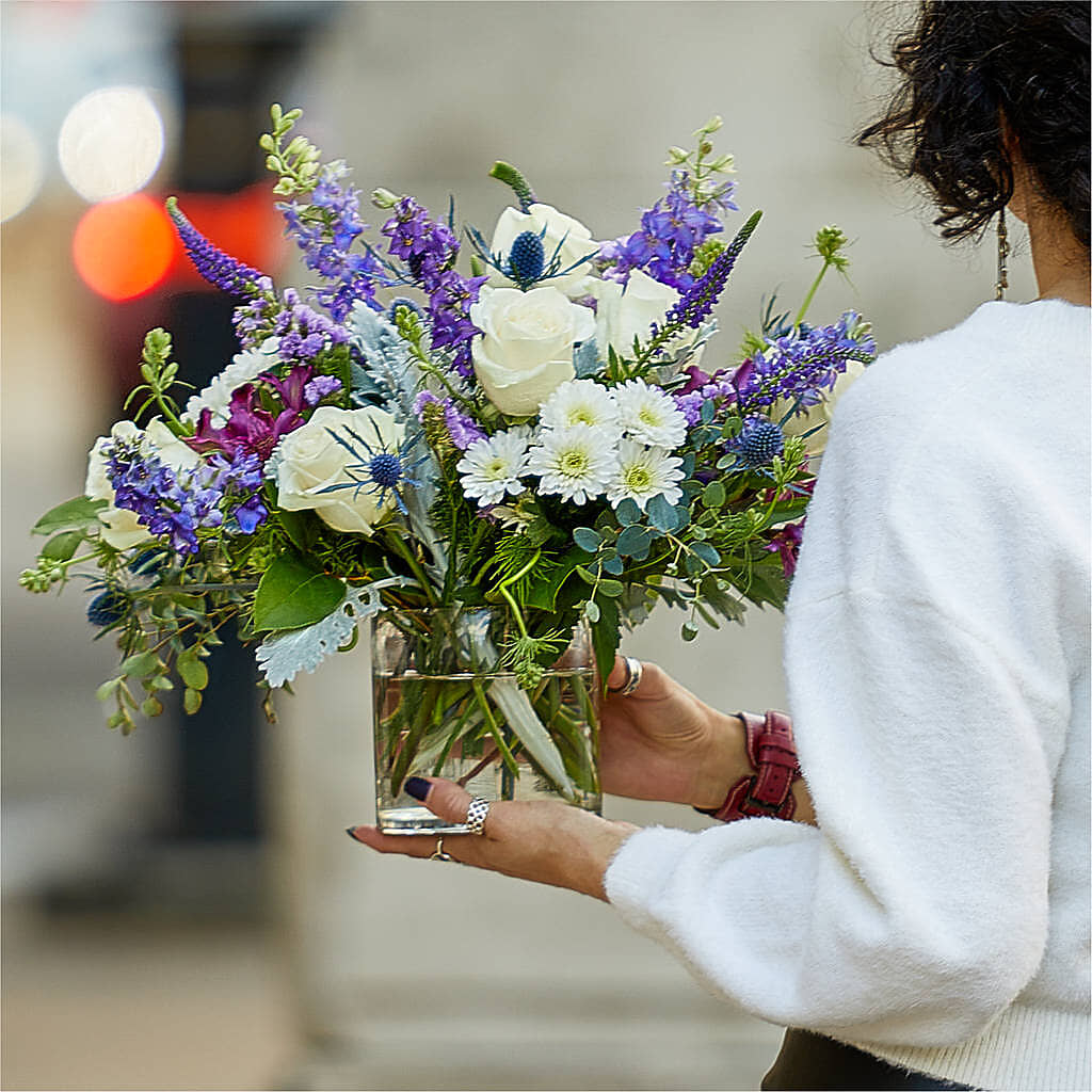 Shooting Star Bouquet –  Batavia Stage Coach Florist, Batavia NY