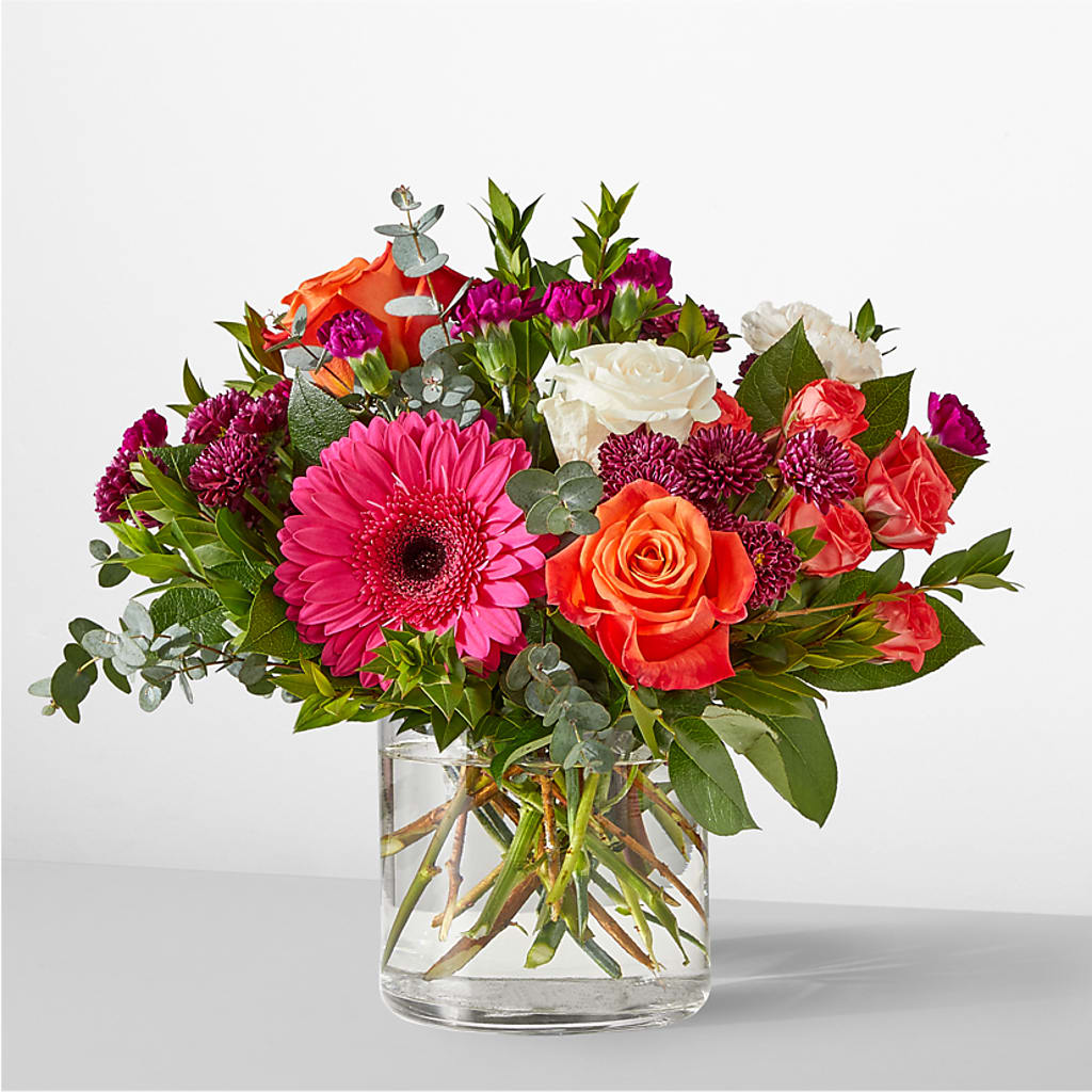Smell the Roses Bouquet –  Batavia Stage Coach Florist, Batavia NY