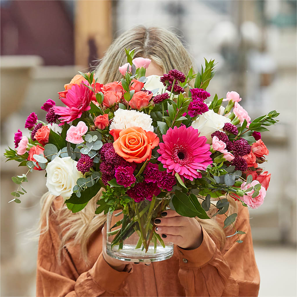 Smell the Roses Bouquet –  Batavia Stage Coach Florist, Batavia NY