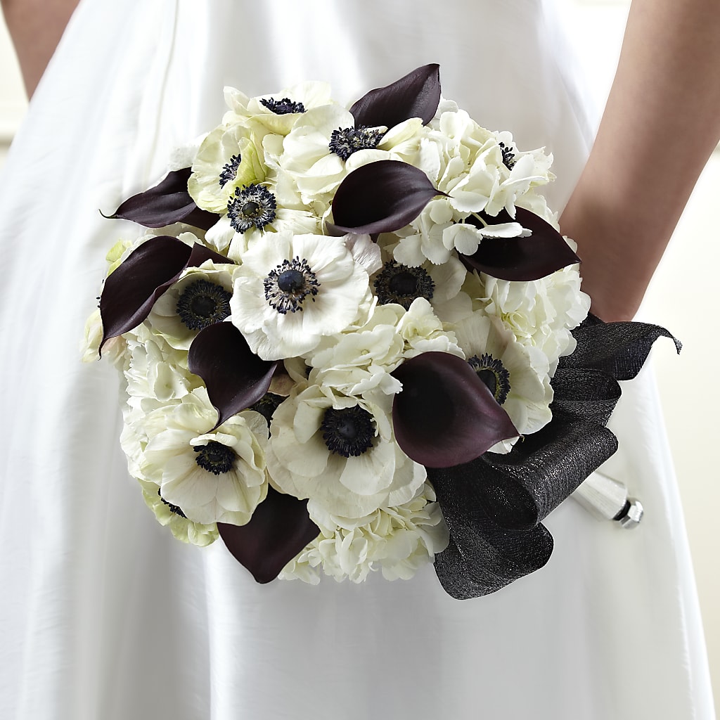 To Have and To Hold Bouquet –  Batavia Stage Coach Florist, Batavia NY
