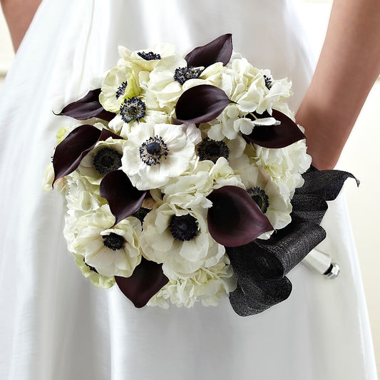 To Have and To Hold Bouquet –  Batavia Stage Coach Florist, Batavia NY