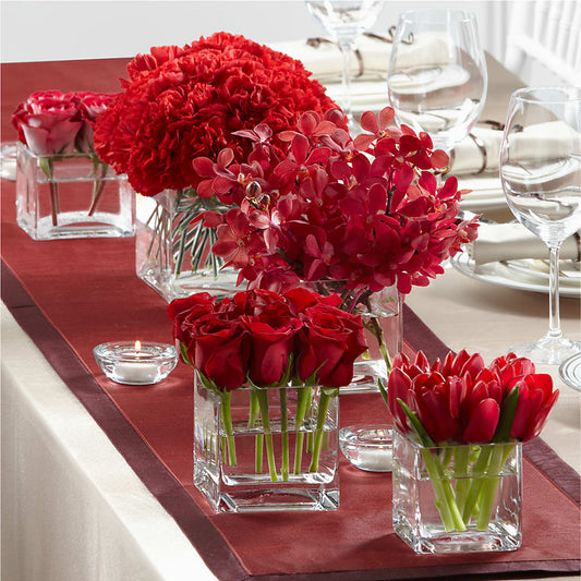 Modern Grace Centerpiece –  Batavia Stage Coach Florist, Batavia NY