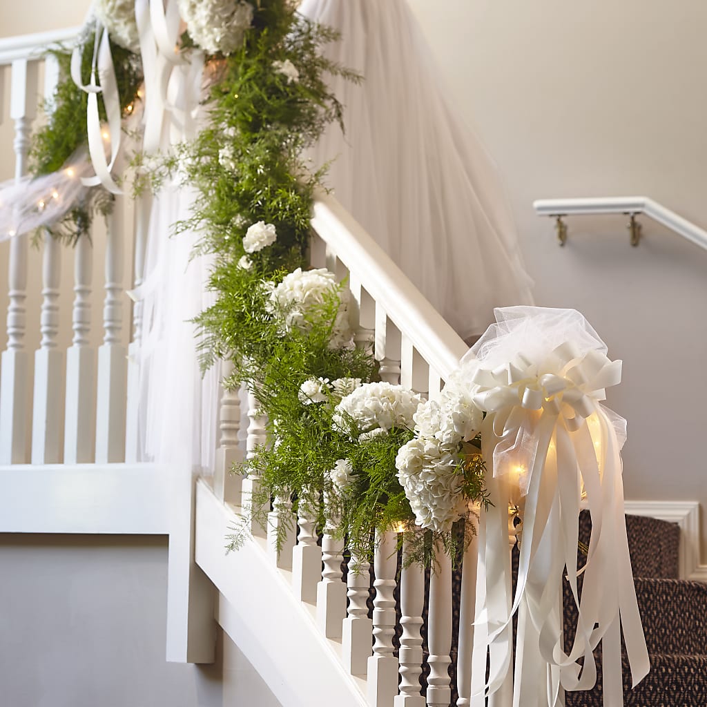 Champagne Dreams Garland –  Batavia Stage Coach Florist, Batavia NY